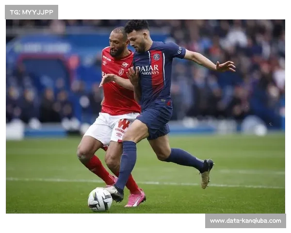 巴黎圣日耳曼3-2绝杀里昂,内维斯补时头球定乾坤 巴黎圣日耳曼3-2绝杀里昂,内维斯补时头球定乾坤